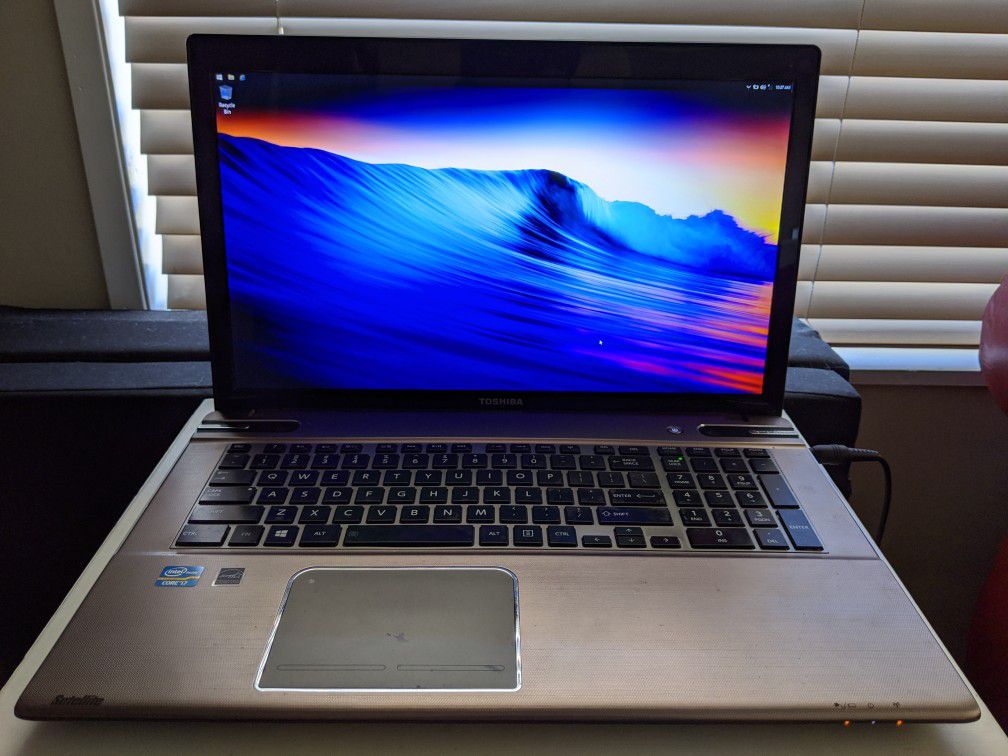 Toshiba 17in laptop, 1TB HDD (P875-S7102)