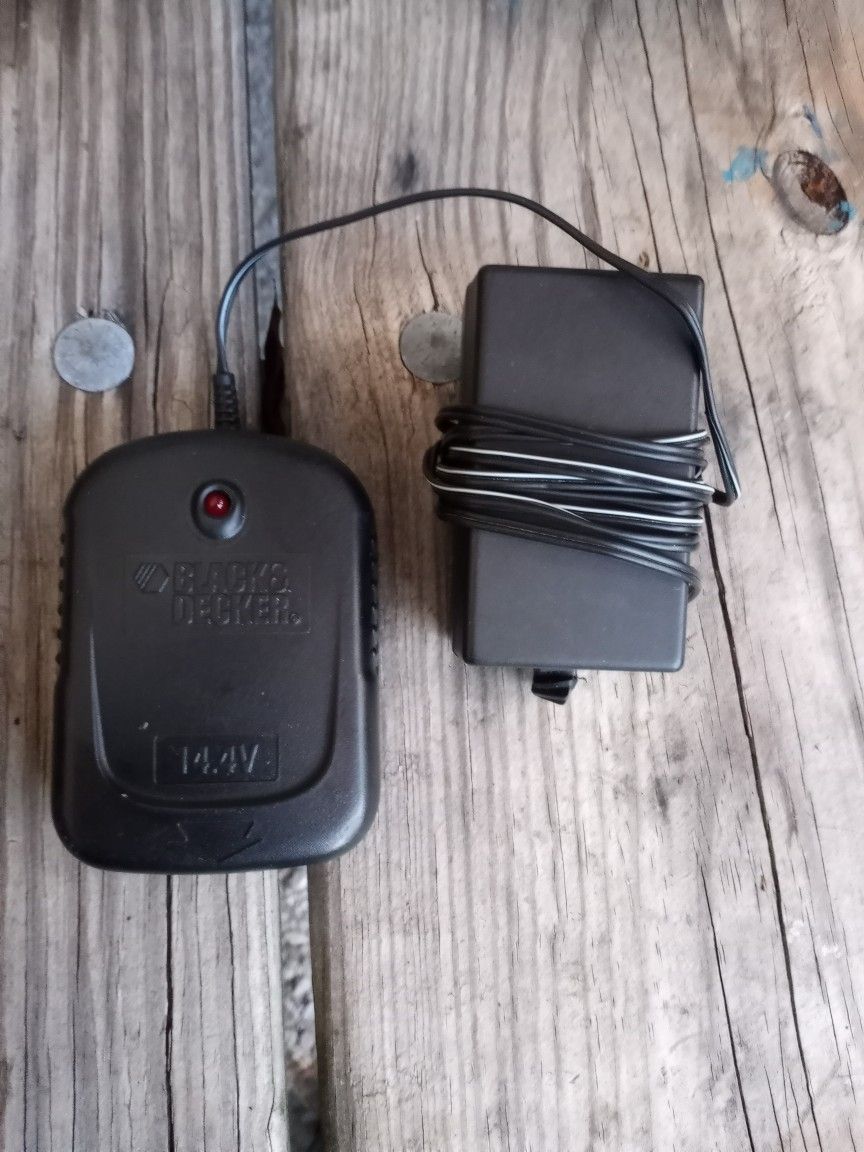 Black & Decker 14.4 Volt Battery Charger