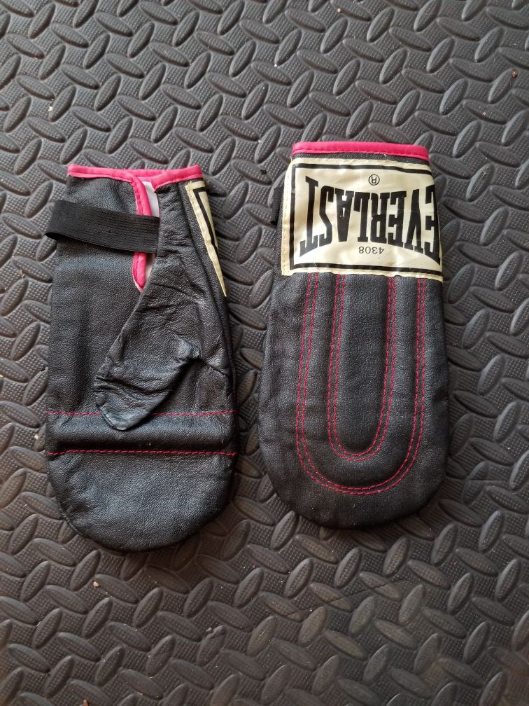 Weighted speed bag punching gloves
