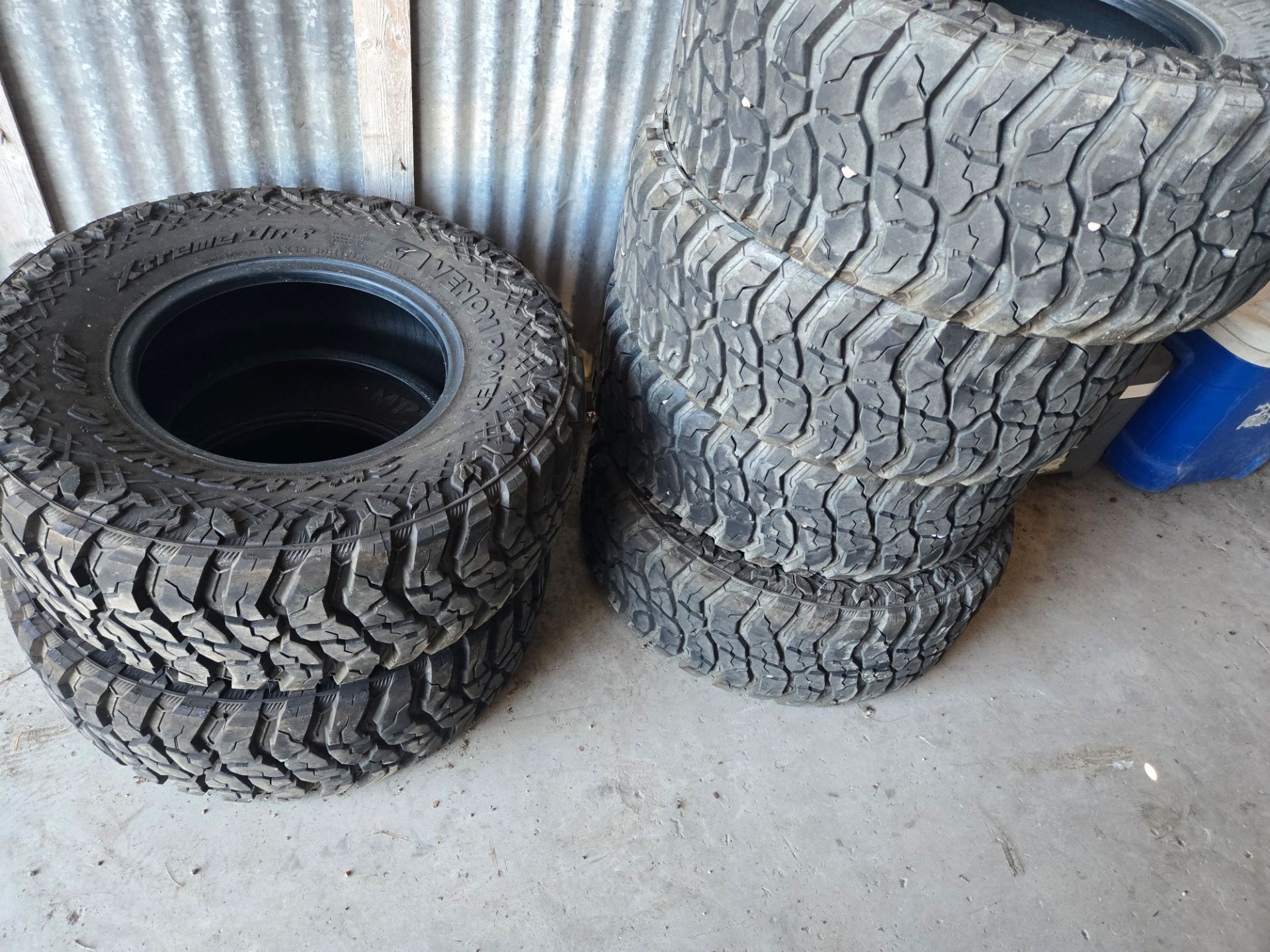 Mud terrain venom power tires.