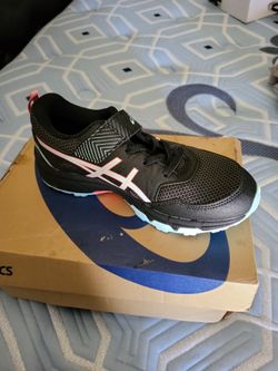 Asics ennis Shoes