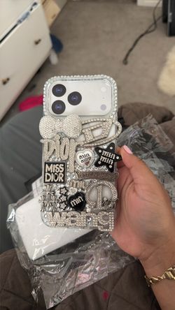 iPhone 17 pro max junked case