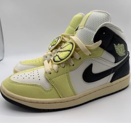 Air Jordan 1 Mid SE Luminous Green – Brand New