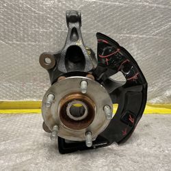 2014-2018 MAZDA 3 FWD FRONT LEFT SPINDLE KNUCKLE WHEEL HUB.