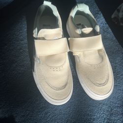Men’s Vans shoes 