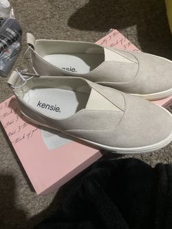 Women’s Slip On Shoes Size 7