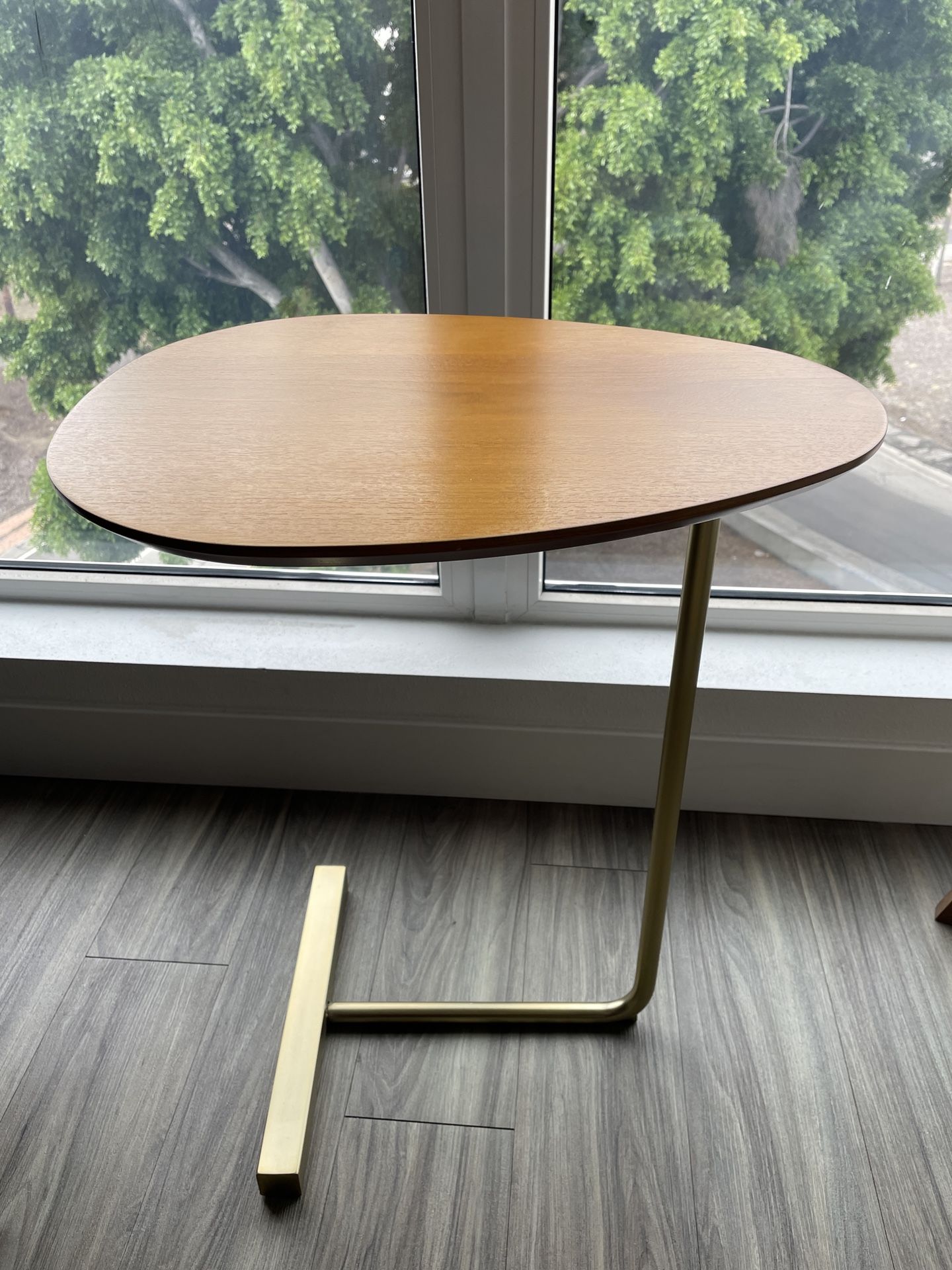 West Elm Charley C-Side Table 19”