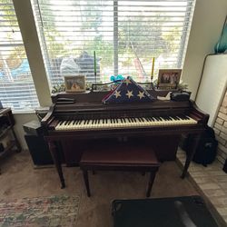 Vintage 1940 Wurlitzer Spinet Piano 