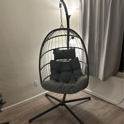 Like New! Hanging Chair 