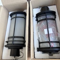 2 Outdoor Lamps