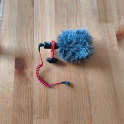 RØDE Ultra-Compact Microphone – Great Condition 