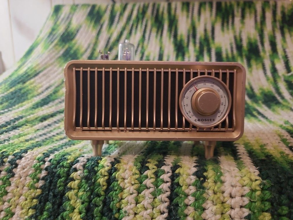 Like New Bluetooth Speaker Crosley