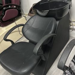 Shampoo Chair