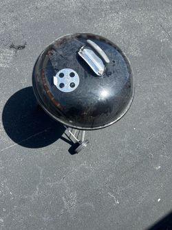 Weber 22" Charcoal Grill Kettle Set - Includes Starter Chimney & Thermometer’s