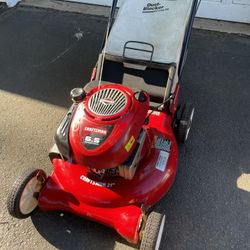Craftsman 21” Manual Push Lawn Mower With Bag 