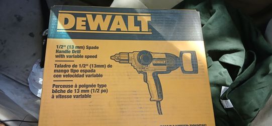 Spade handle drill