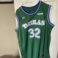 Cooper Flagg Dallas Mavericks green NBA jersey size 2xl