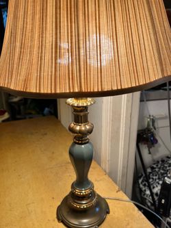 Vintage Stiffel Hollywood Regency Lamp - Fully Functional (Leviton Sockets