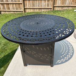 Wrought Iron Patio Table/Fire Pit
