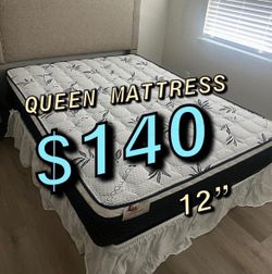 Queen size pillow top mattress