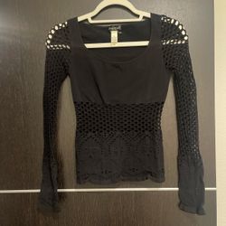 Vintage Bebe Black Fishnet Long Sleeve Top 🖤