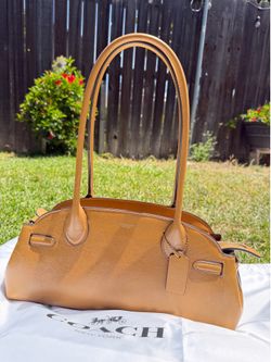 Coach empire 34