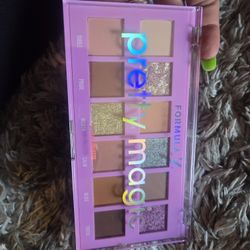 Formula z pretty magic shadow pallete NEW