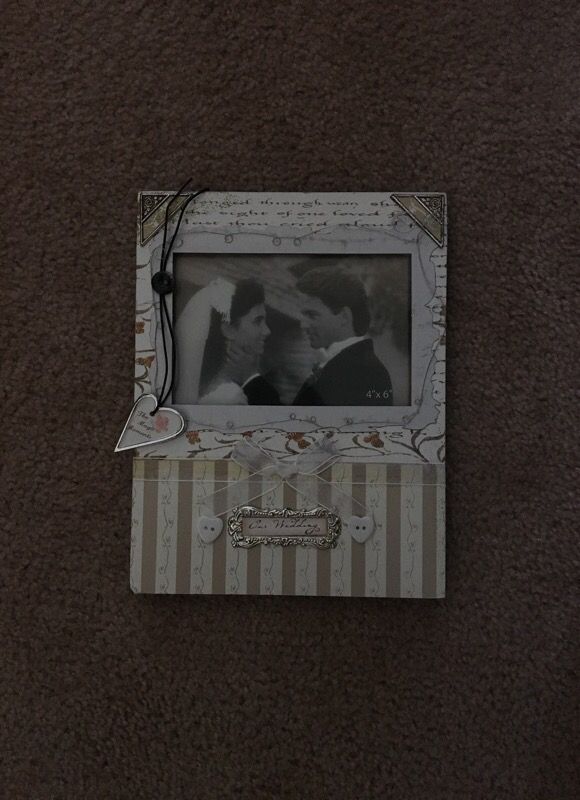 Wedding picture frame