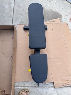 Heavy Duty Adjustable Weight Bench Black with Yellow Knobs