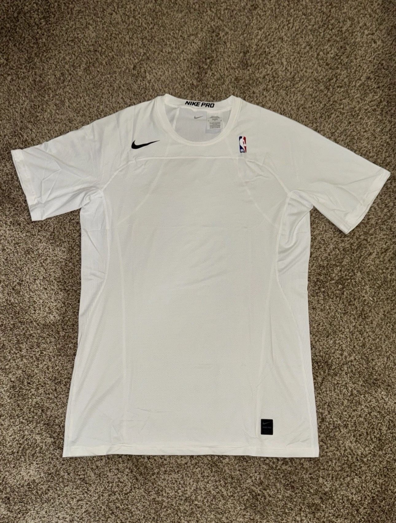 NBA Player Issued Nike Pro HyperCool T-Shirt, size XL-Tall (880810-100)