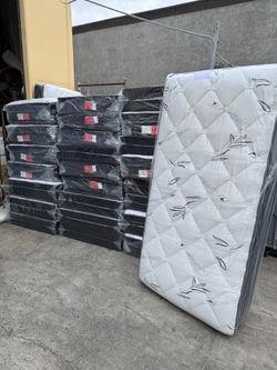 Full Mattress New NICE !