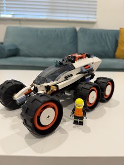 LEGO City 60431 Six-Wheel Rover & Pictured Figures