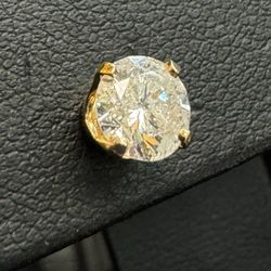 14k yellow gold 0.8 CTW diamond earring stud