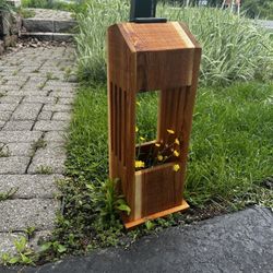 Cedar Solar Walkway Light