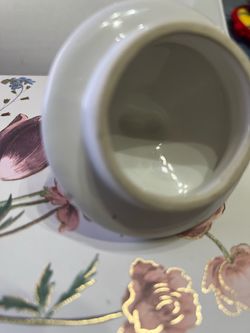 Vintage Porcelain Sugar Bowl with Lid – Pink Floral