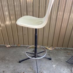 VINTAGE COSCO MID CENTURY MODERN STOOL 