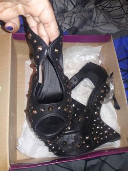 Size 10 worn 1 time