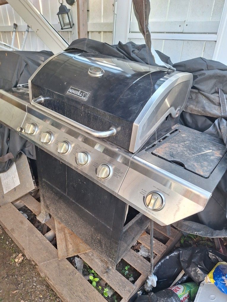 Guess Barbecue Grill