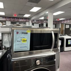 LG Open Box Microwave With 1 Year Warranty 