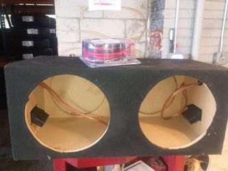 Dual Subwoofer Enclosure Box Empty with amp wire kit