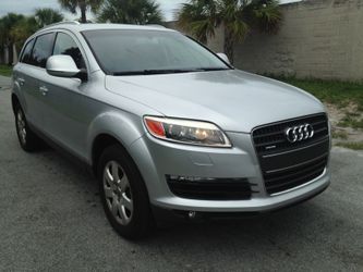 2007 Audi Q7 - clean title - navigation - leather