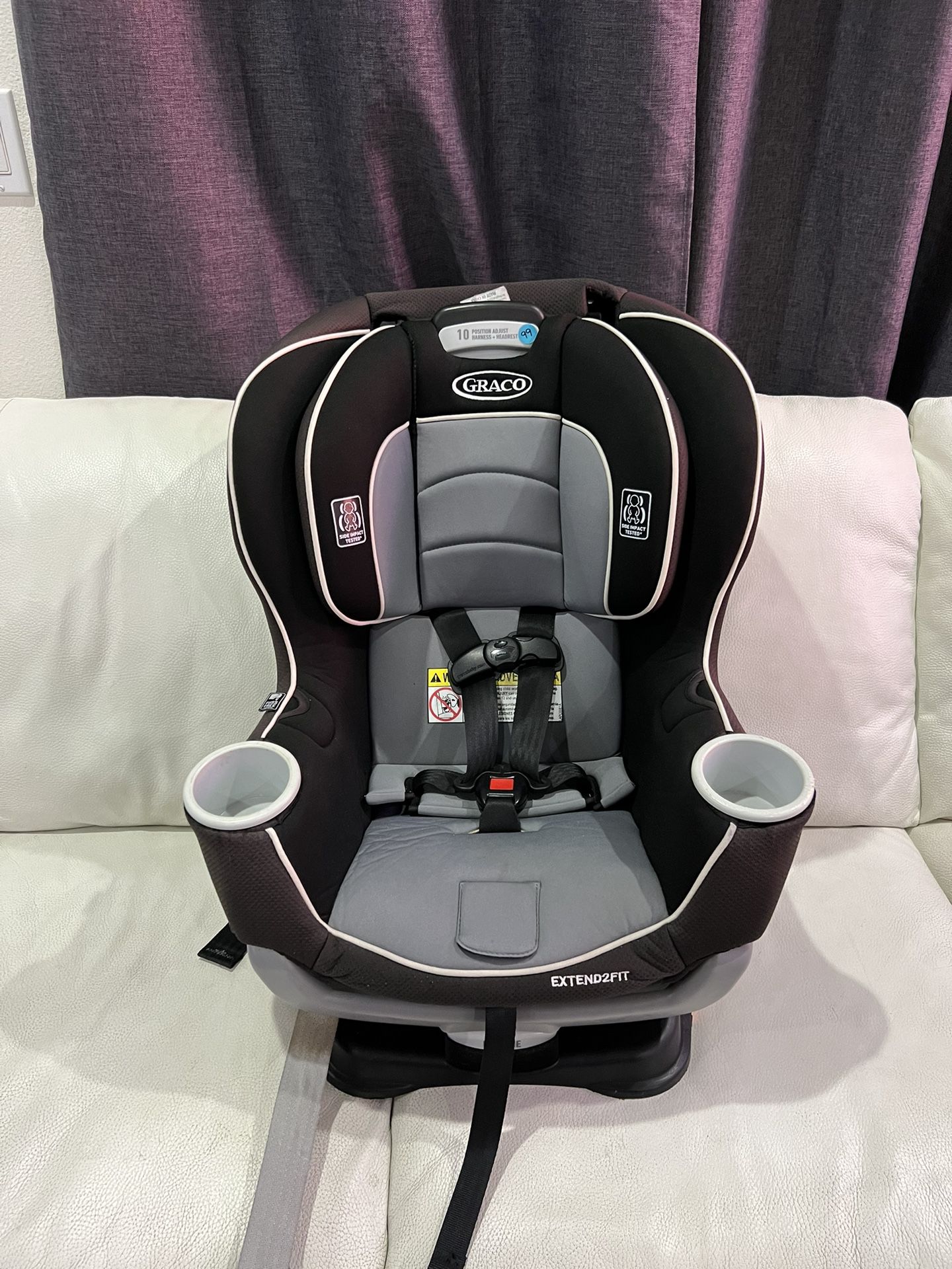 Graco EXTEND2FIT Car seat, Rear & Foward facing, convertible, recliner, all ages baby to kid/ Silla carro convertible reclinable