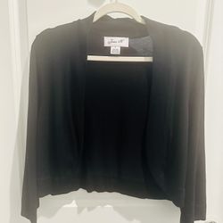 Black 3/4 Sleeve Bolero Sweater
