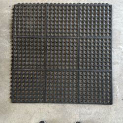 Black 36 in. x 36 in. Rubber Anti-Fatigue Indoor Comfort Mat