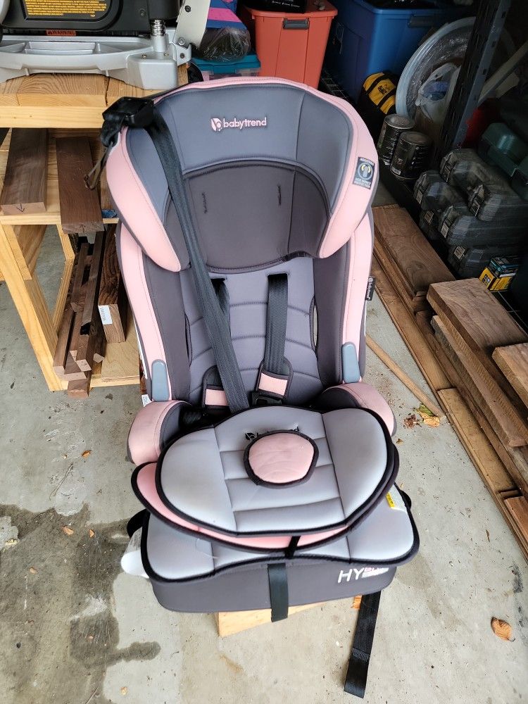 3 In 1 Car Seat. 