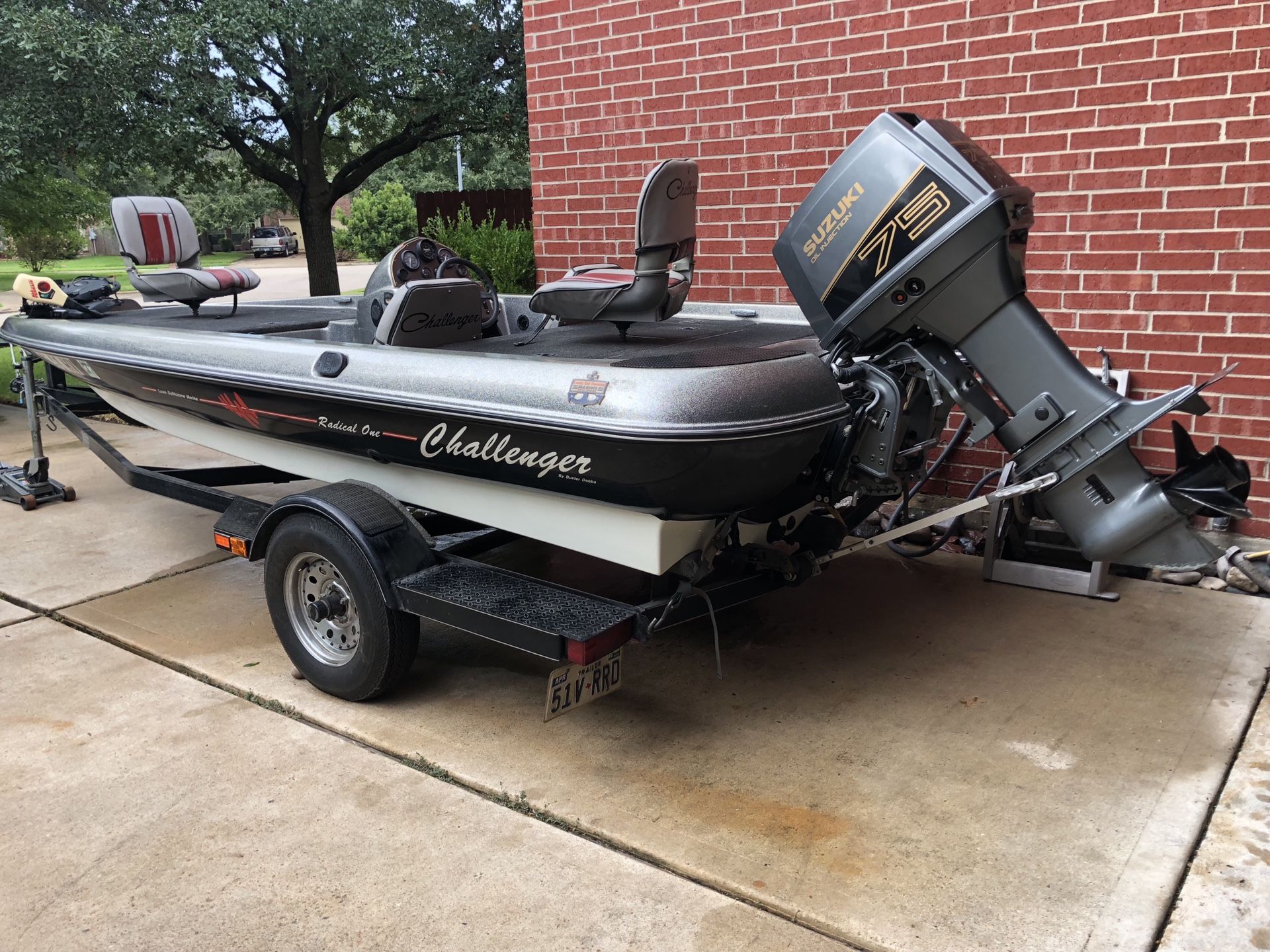 1996 Challenger 280 Radical One Pro Bass Boat and Trailer