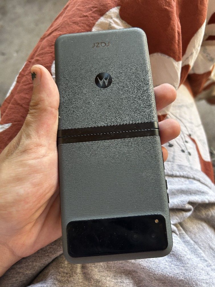 Motorola Razr 2023
