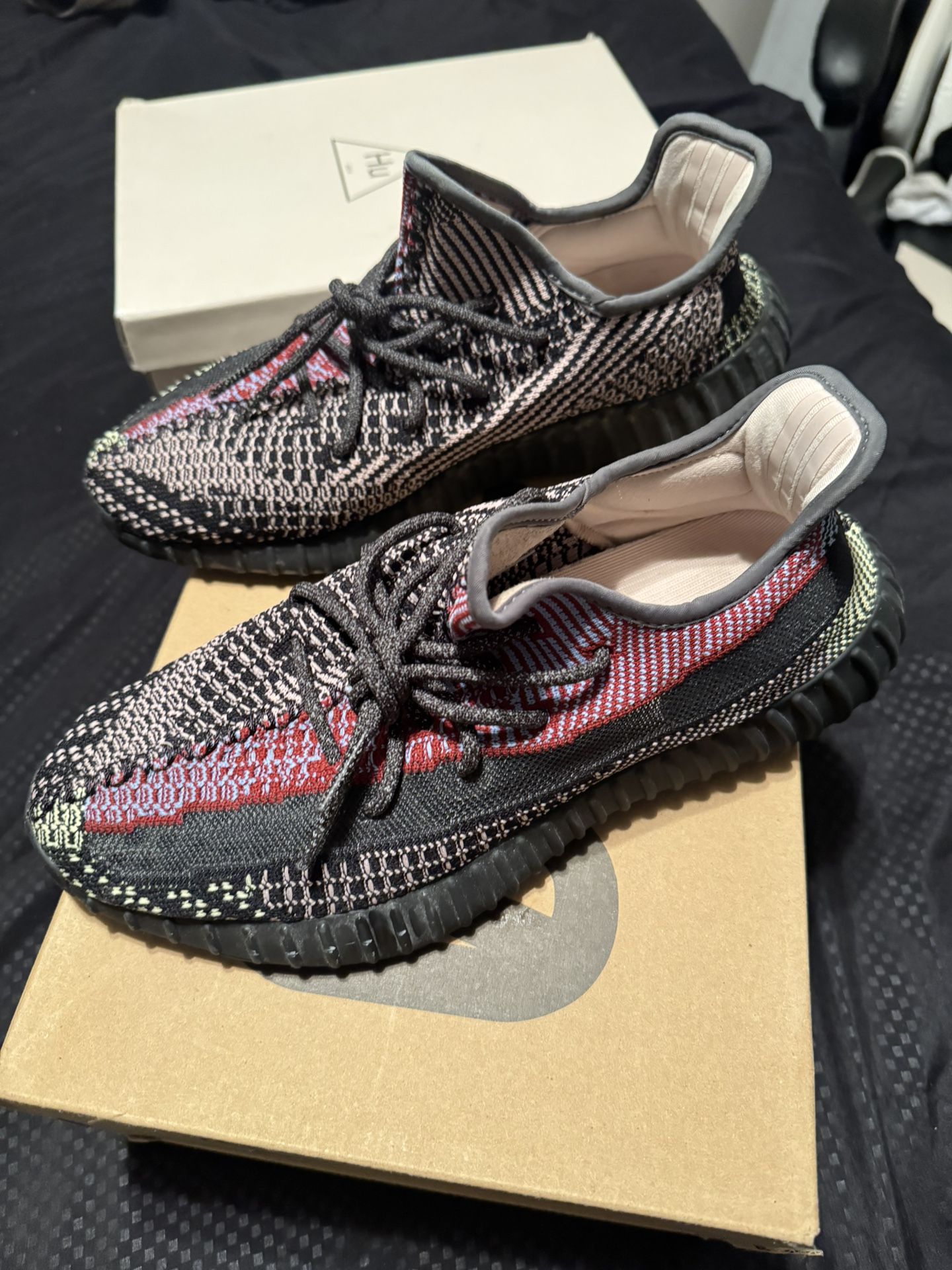 Yeezy 350 Yecheil