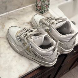 Jordan 4 Pure Moneys