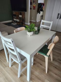 Ikea Dinning room Set Extendable Table